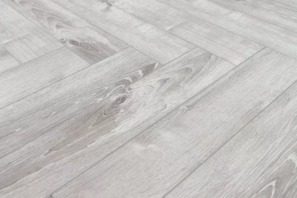 Виниловый ламинат CronaFloor Herringbone Дуб Страсбург H005