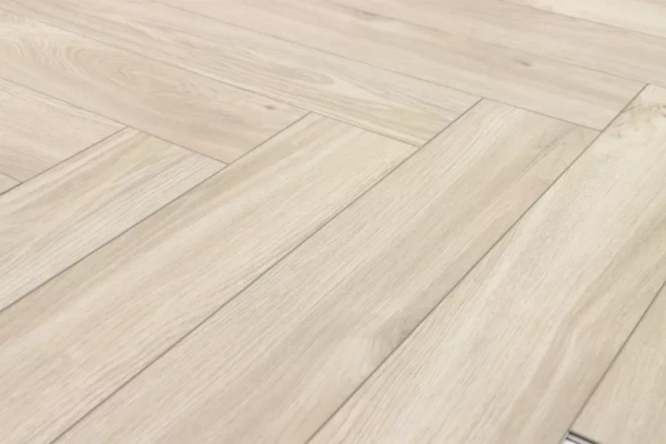 Виниловый ламинат CronaFloor Herringbone Дуб Ницца H002