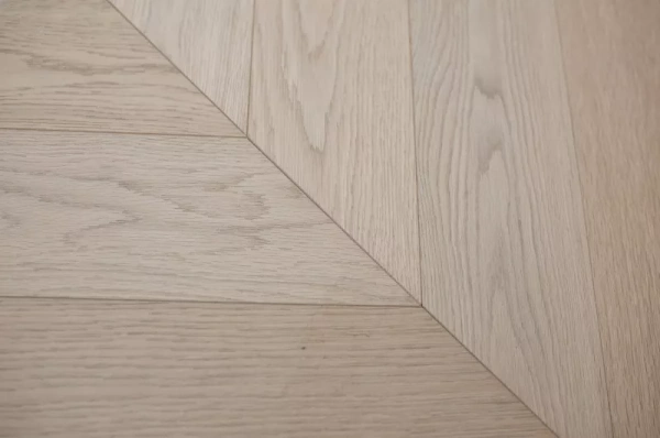 Инженерная доска HM Flooring Французская елка Дуб White натур